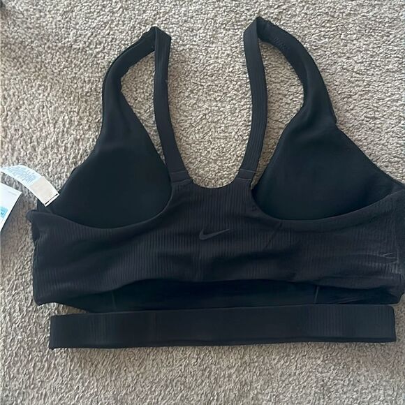 Nike Sports Bra - Picture 5 of 8